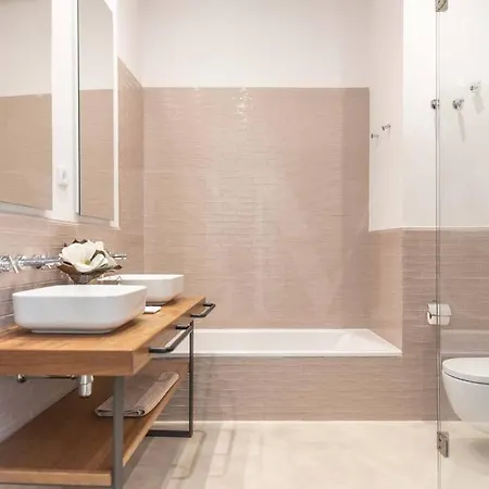 Contemporary Loft In The Historic Center By Rems Málaga