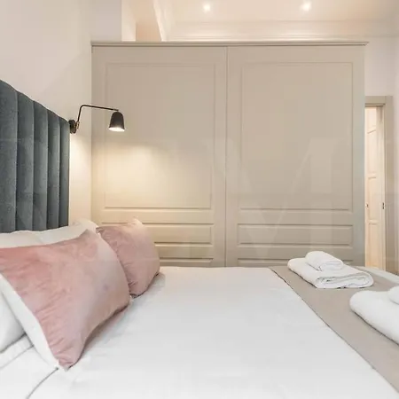Contemporary Loft In The Historic Center By Rems * Malaga
